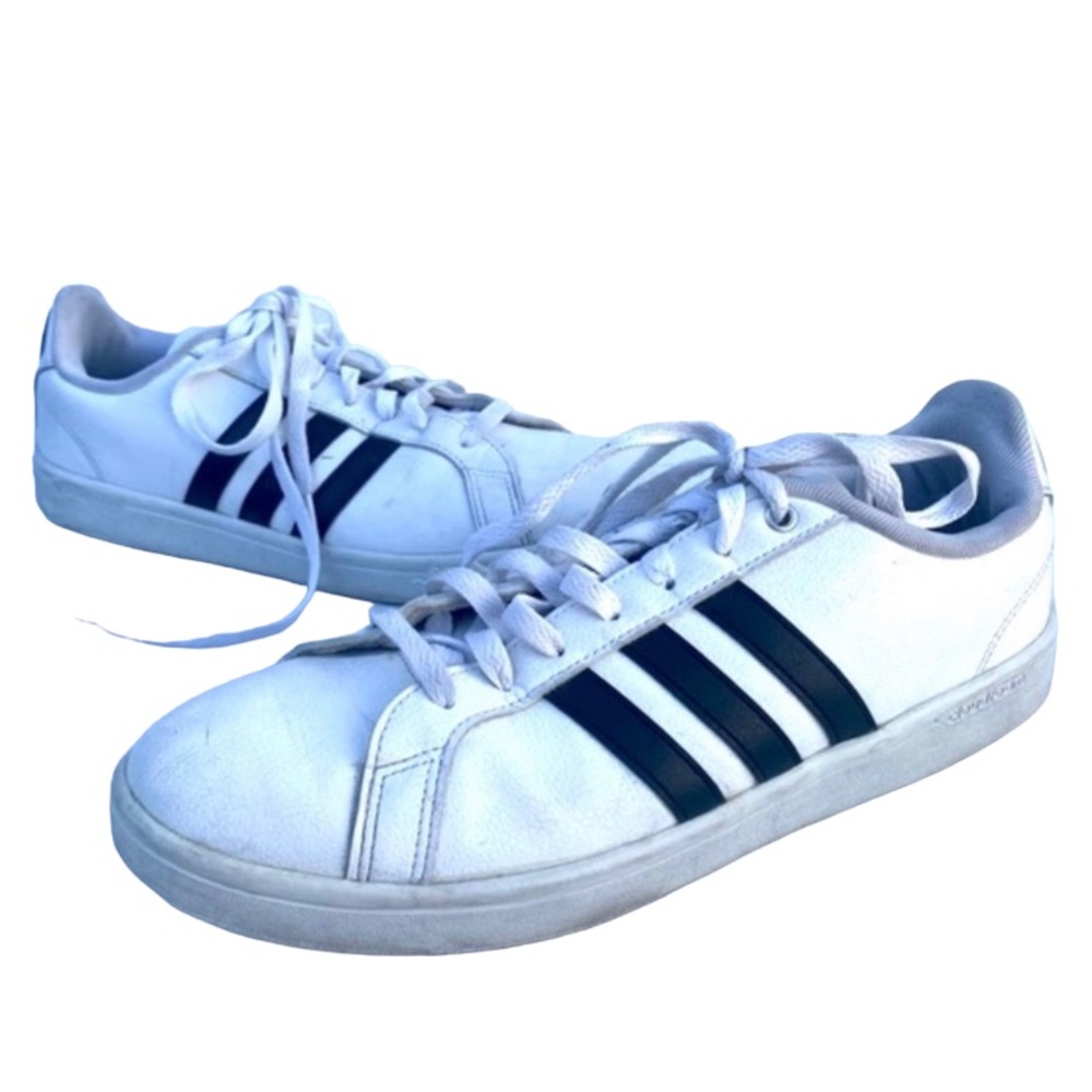 Adidas cloudfoam classic 3 stripe sneakers white black size 10.5